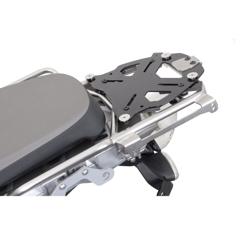 Platine universelle pour porte-bagage tubulaire. Pour topcase TRAX. Universel